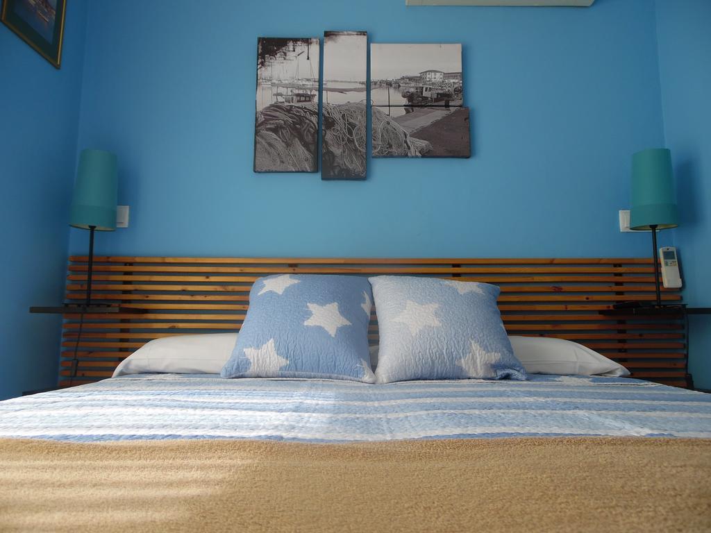 Hostal La Lluna Ареньс-де-Мар Экстерьер фото